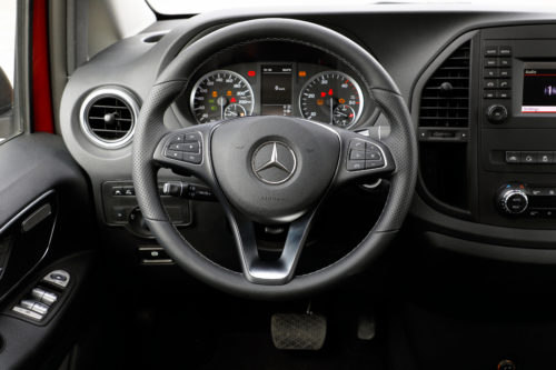 airport transfers people carrier